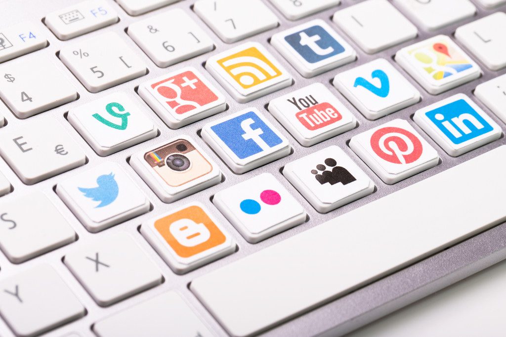 Social media icons on the keyboard